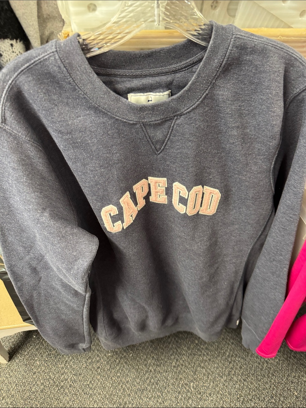 Cuffy’s cape cod sweatshirt XL // 071938